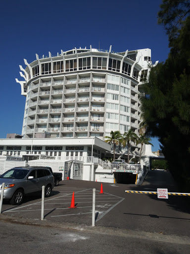 Liquor Store «Norman’s Liquors and Fine Wines», reviews and photos, 5235 Gulf Blvd, St Pete Beach, FL 33706, USA