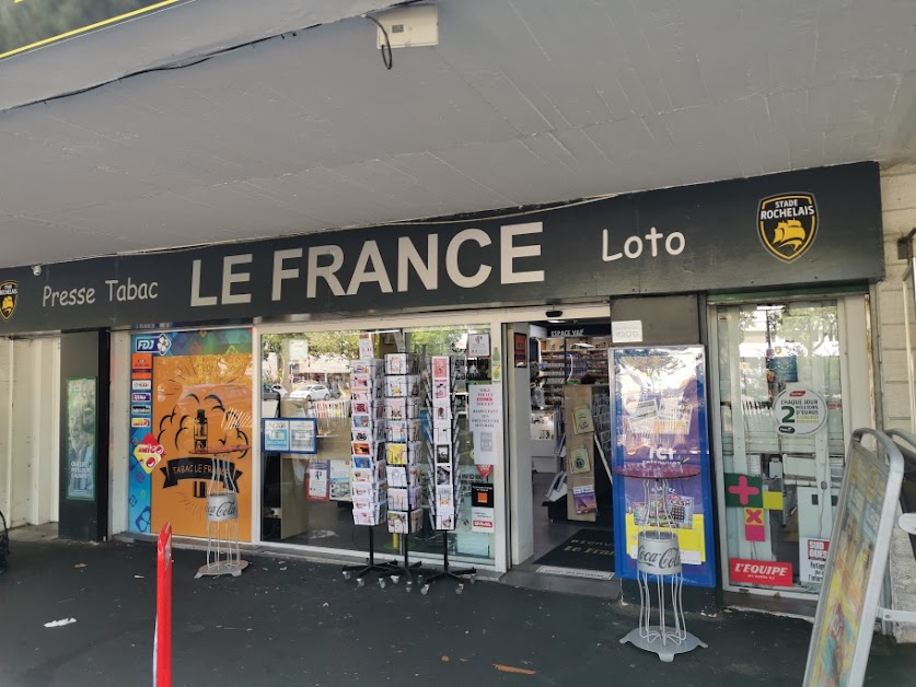 LE FRANCE presse loto tabac E-cigarette . à La Rochelle