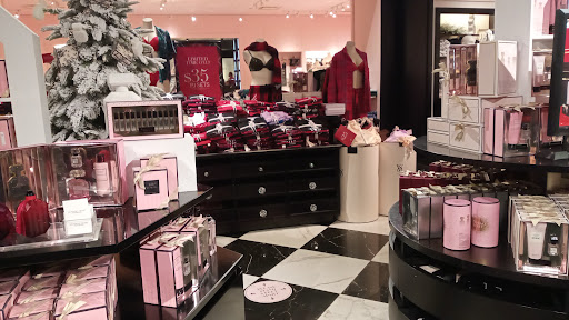 Cosmetics Store «SEPHORA», reviews and photos, 15900 La Cantera Pkwy #7720, San Antonio, TX 78256, USA