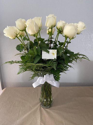 Florist «Roses Just Because/Hub Florist Of Lutz», reviews and photos, 18721 N Dale Mabry Hwy, Lutz, FL 33548, USA