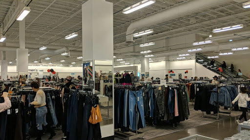 Department Store «Nordstrom Rack at The Block Northway», reviews and photos, 8031 McKnight Rd, Pittsburgh, PA 15237, USA