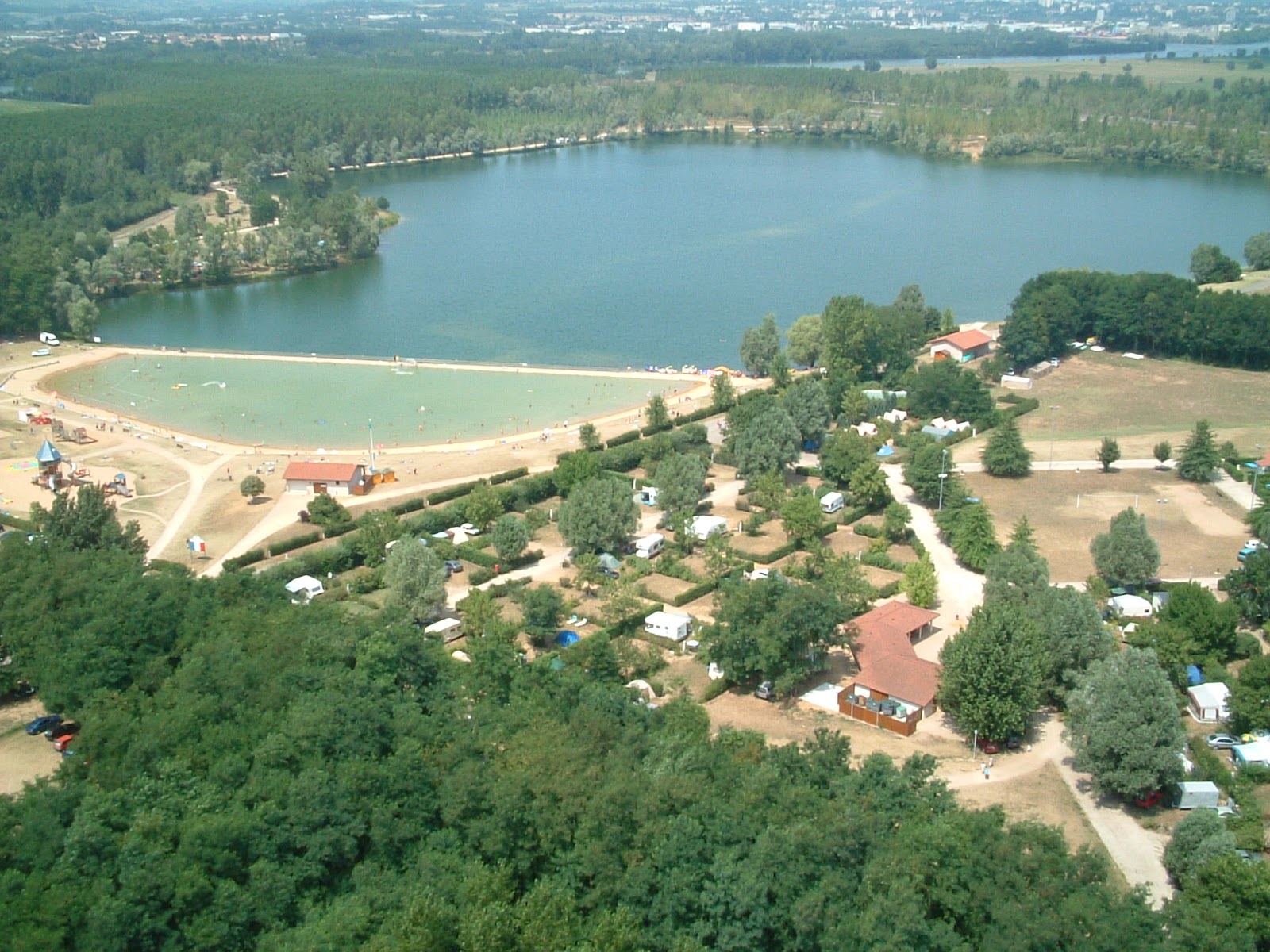 Plage du Lac de Cormoranche photo #8