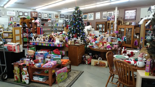 Non-Profit Organization «Society of St. Vincent de Paul - Bell Road Thrift Store», reviews and photos, 2945 E Bell Rd, Phoenix, AZ 85032, USA