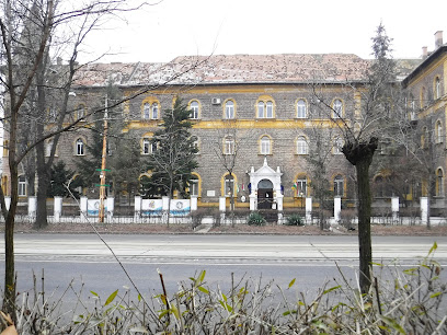 Avicenna International College