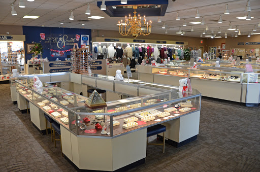 Jewelry Store «L E Smith Family Jewelers», reviews and photos, 9501 Collinsville Rd, Collinsville, IL 62234, USA