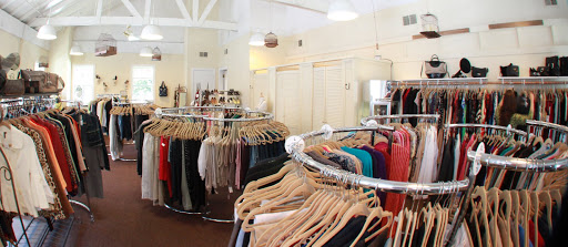 Thrift Store «BON MARCHE THRIFT STORE-PLAZA», reviews and photos, 539 1st St W, Sonoma, CA 95476, USA