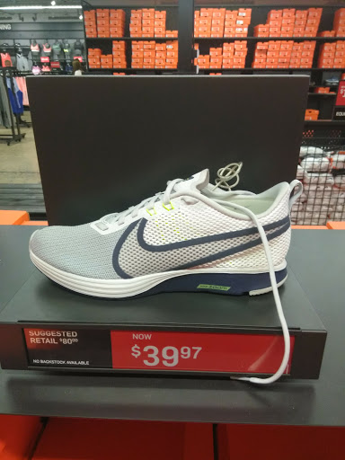 Clothing Store «Nike Factory Store», reviews and photos, 345 U.S. 1 Bypass #1, Kittery, ME 03904, USA