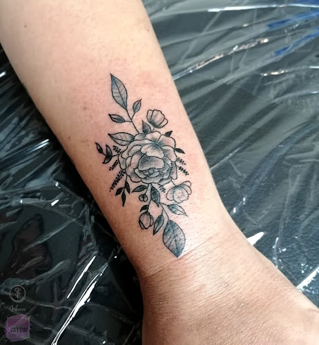 Erdei Niki TattooArt - Tetoválószalon