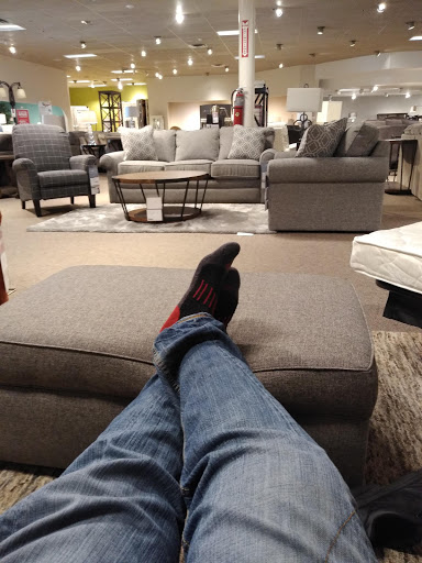 Furniture Store «Art Van Furniture - Clinton Township», reviews and photos, 33801 Gratiot Ave, Charter Twp of Clinton, MI 48035, USA