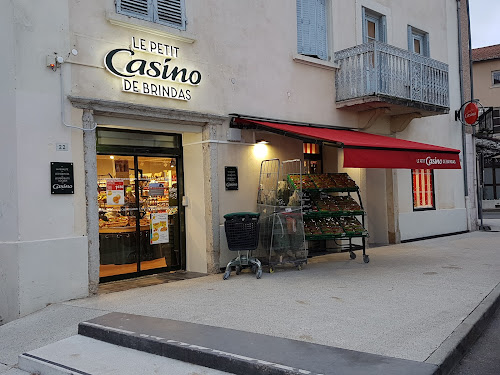 Le Petit Casino à Brindas