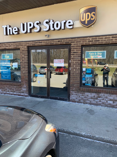 Shipping and Mailing Service «The UPS Store», reviews and photos, 3308 PA-940 #104, Mt Pocono, PA 18344, USA