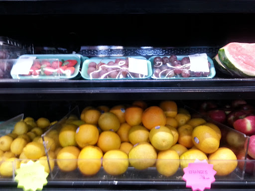 Grocery Store «Diaz Supermarket», reviews and photos, 590 Main St, Springfield, MA 01105, USA