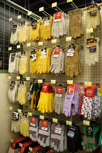 Hardware Store «Brownsboro Hardware & Paint», reviews and photos, 4858 Brownsboro Rd, Louisville, KY 40207, USA