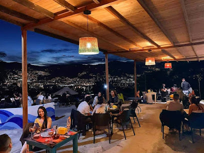 Mahalo Action Sports Cafe - Loma Del Escobero, Envigado, Antioquia, Colombia