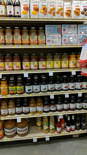 Grocery Store «D & W Fresh Market», reviews and photos, 50 Douglas Ave, Holland, MI 49424, USA