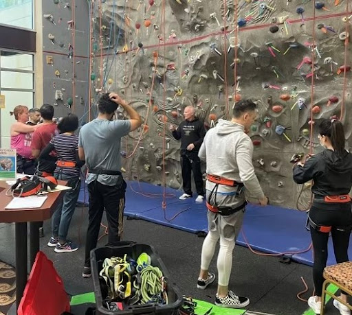 Health Club «Hawthorn Farm Athletic Club», reviews and photos, 4800 NE Belknap Ct, Hillsboro, OR 97124, USA