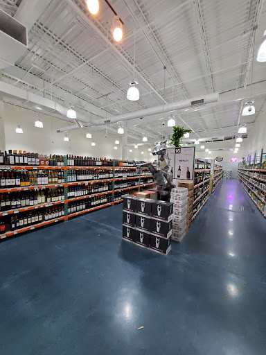 Liquor Store «Warehouse Wine & Liquor», reviews and photos, 113 Mill Plain Rd #6, Danbury, CT 06811, USA