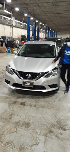 Car Dealer «South Chicago Dodge Chrysler Jeep», reviews and photos, 7340 S Western Ave, Chicago, IL 60636, USA