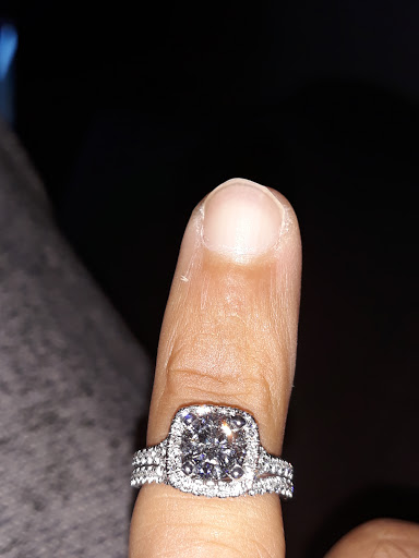 Jeweler «Shane Co.», reviews and photos, 18833 28th Ave W, Lynnwood, WA 98036, USA