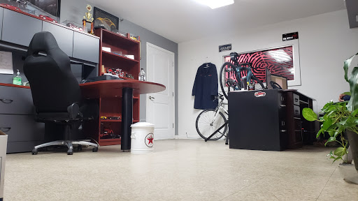 Auto Body Shop «Nescar Garage Body Shop», reviews and photos, 11313 Maryland Ave E, Beltsville, MD 20705, USA