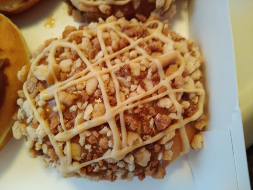 Bakery «Krispy Kreme Doughnuts», reviews and photos, 2809 W March Ln, Stockton, CA 95219, USA