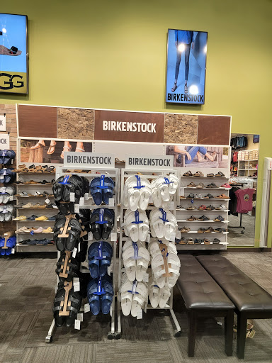 Shoe Store «MetroShoe Warehouse», reviews and photos, 2308 24th Ave NW, Norman, OK 73069, USA