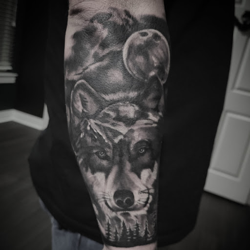 Explore dragon tattoo ideas for ladies, creative tattoo ideas in Midlothian, available at Rivermore Tattoo