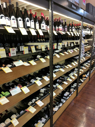 Wine Store «Total Wine & More», reviews and photos, 5048 Airport Pulling Rd S, Naples, FL 34105, USA