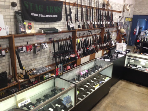 Pawn Shop «USA Loans Pawn Shop», reviews and photos, 5925 S University Ave, Little Rock, AR 72209, USA