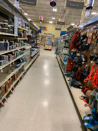 Pet Supply Store «PetSmart», reviews and photos, 5890 Trussville Crossings Pkwy, Birmingham, AL 35235, USA