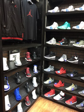 Shoe Store «Shiekh Shoes», reviews and photos, 2627 Mission St, San Francisco, CA 94110, USA