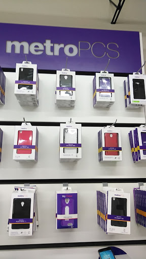 Cell Phone Store «MetroPCS Authorized Dealer», reviews and photos, 1709 Woodward Ave, Muscle Shoals, AL 35611, USA