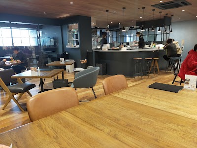 BOSSTY CAFE