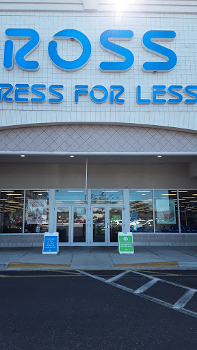 Clothing Store «Ross Dress for Less», reviews and photos, 2733 Gulf to Bay Blvd, Clearwater, FL 33759, USA