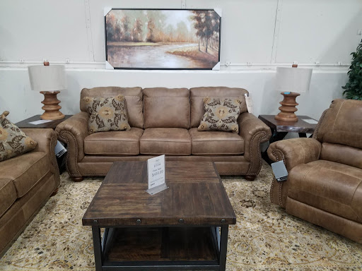 Furniture Store «Real Deals on Furniture», reviews and photos, 21 Cobb St, Jefferson, GA 30549, USA