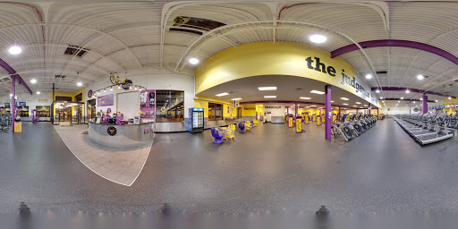 Gym «Planet Fitness», reviews and photos, 2560 N Harlem Ave, Elmwood Park, IL 60707, USA