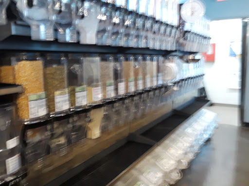 Grocery Store «Tyner Pond Market», reviews and photos, 120 S Audubon Rd, Indianapolis, IN 46219, USA