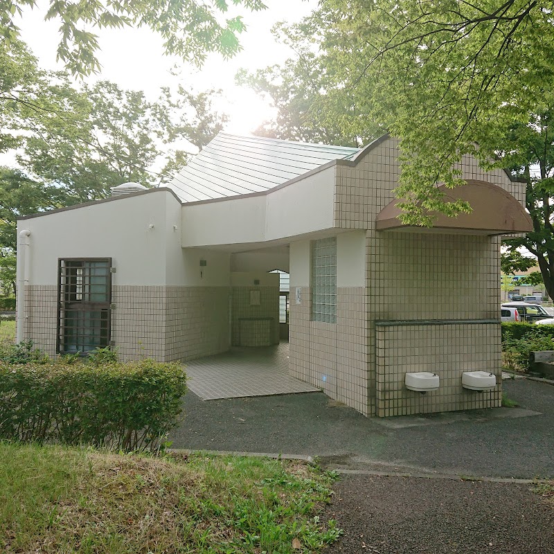 新発田中央公園 公衆トイレ
