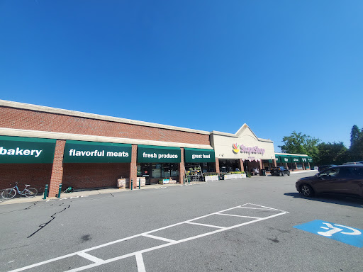 Grocery Store «Stop & Shop», reviews and photos, 250 Bellevue Ave, Newport, RI 02840, USA