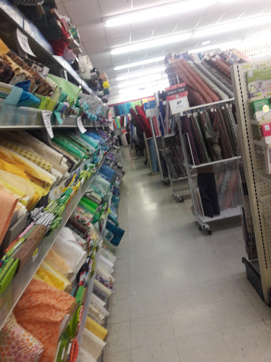 Fabric Store «Jo-Ann Fabrics and Crafts», reviews and photos, 1733 Parkview Dr #15-a, Chesapeake, VA 23320, USA