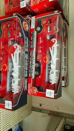 Discount Store «Factory 2-U (Fallas Discount Stores)», reviews and photos, 2664 Mission St, San Francisco, CA 94110, USA