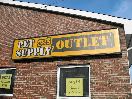 Pet Supply Store «Pet Supply Outlet», reviews and photos, 258 Blanchard Rd, Belmont, MA 02478, USA