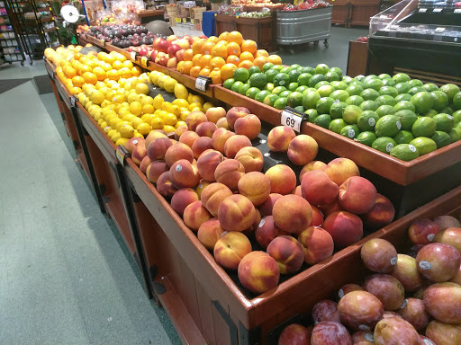 Grocery Store «Kroger», reviews and photos, 2600 Pointe Tremble Rd, Pearl Beach, MI 48001, USA