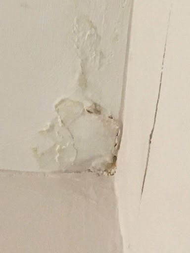 Roofing Contractor «Lindholm Roofing», reviews and photos, 3588 N Milwaukee Ave, Chicago, IL 60641, USA