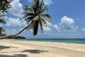 Thung Wua Laen Beach image