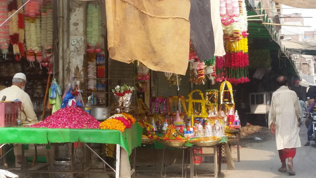 Garland and Flower Decoration shop 1