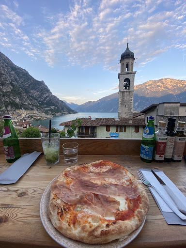 Turista Bistrò/Pizzeria/Backery/Pastry in Limone sul Garda, Provincia di Brescia
