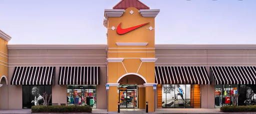 Clothing Store «Nike Clearance Store», reviews and photos, 5209 International Dr, Orlando, FL 32819, USA