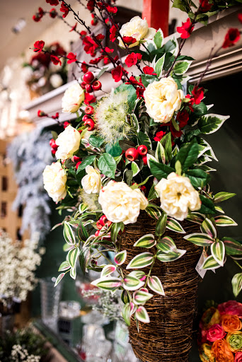 Florist «Ye Olde Daisy Shoppe Inc», reviews and photos, 1308 W Oak St, Conway, AR 72034, USA