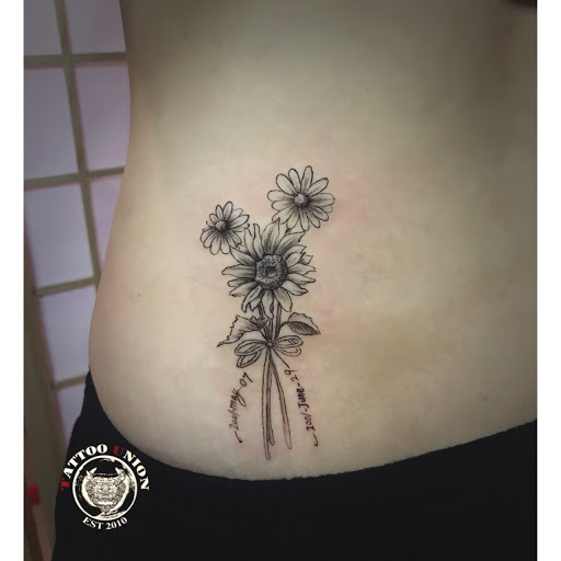 Tattoo Shop «TATTOO UNION», reviews and photos, 2601 S Halsted St, Chicago, IL 60608, USA